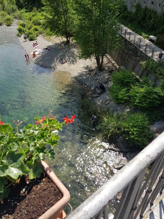 Attico Sul Fiume Apartman Varallo Kültér fotó